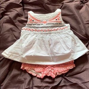 Beautiful Gymboree Baby Girl Summer Shorts/Top set